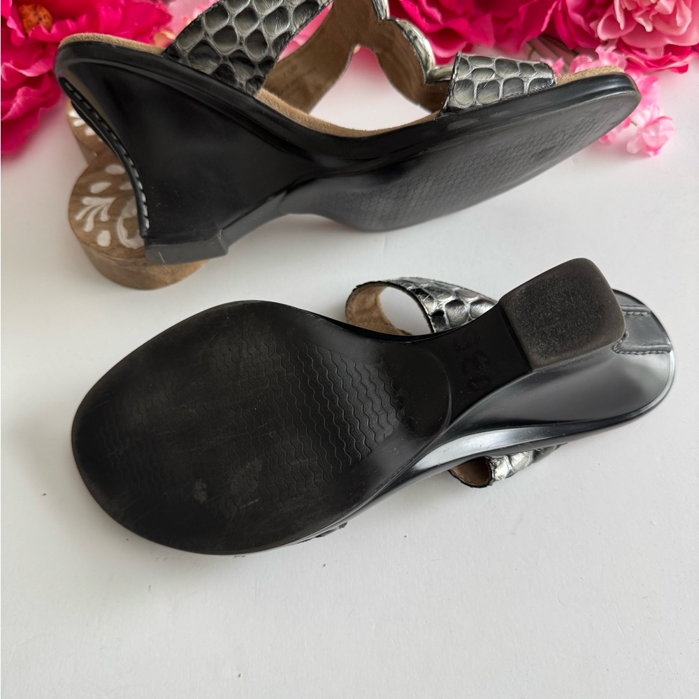 Gray Slip-On Sandals with Chain-Link Accents - Picture 2 of 3